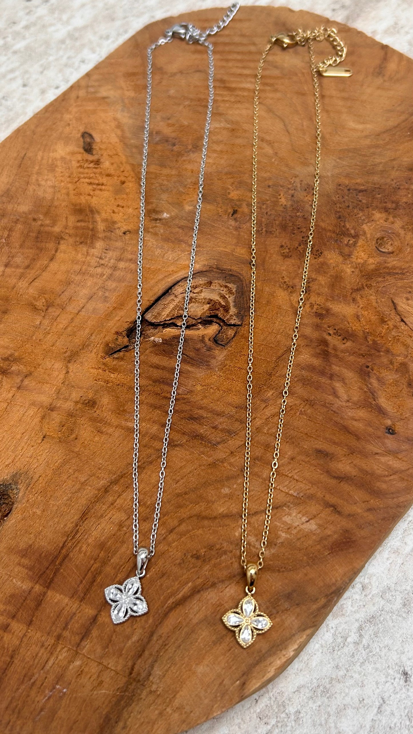 Collier VICTORIA