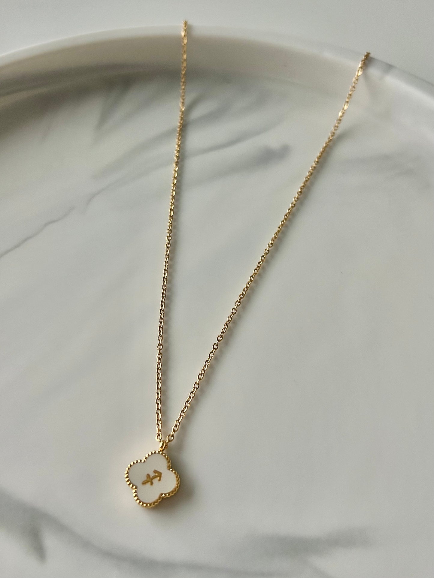 Colliers SIGNES ASTRO WHITE ✨