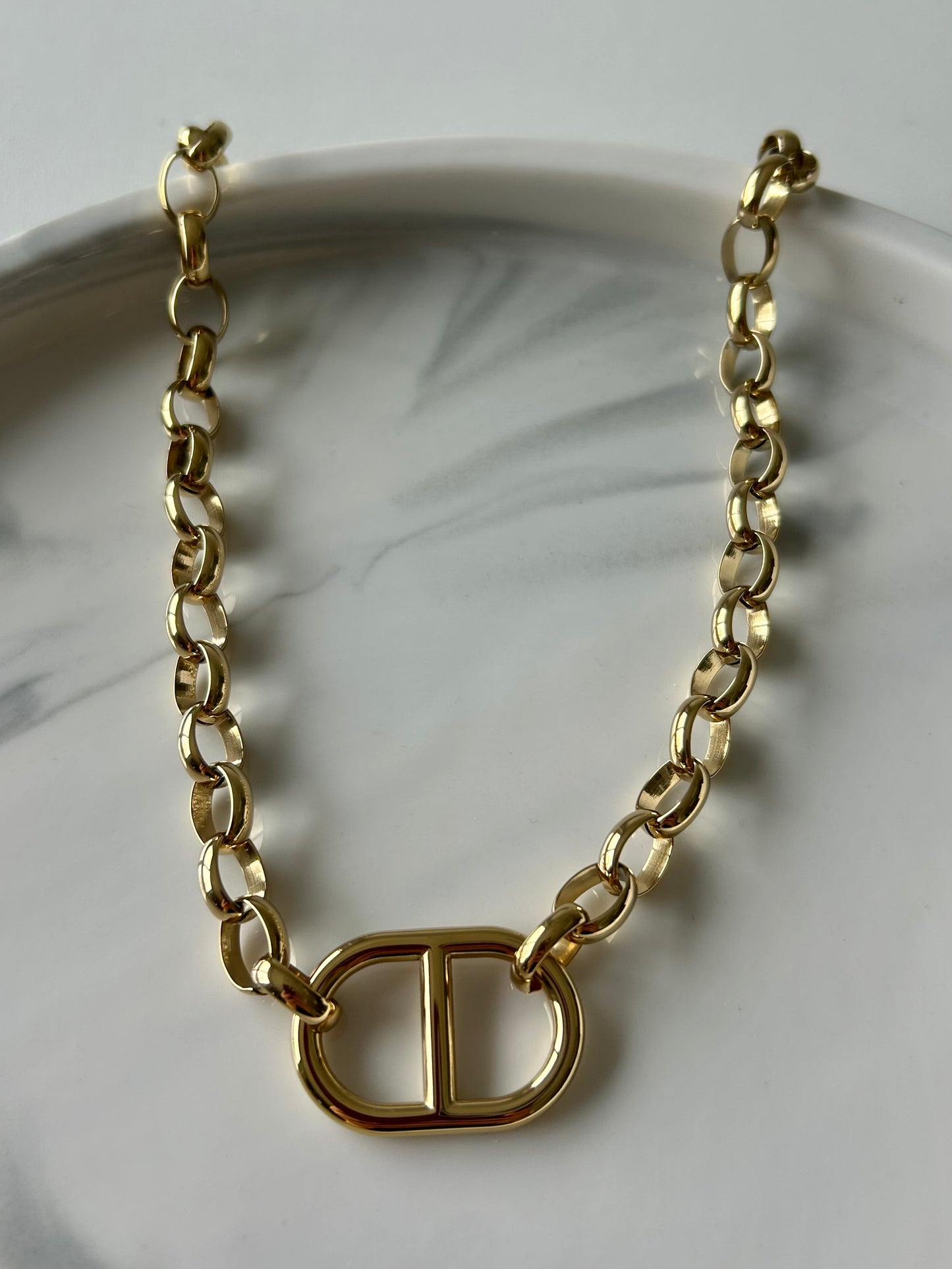 Collier CARLA