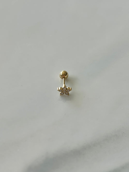Piercing oreille fleur
