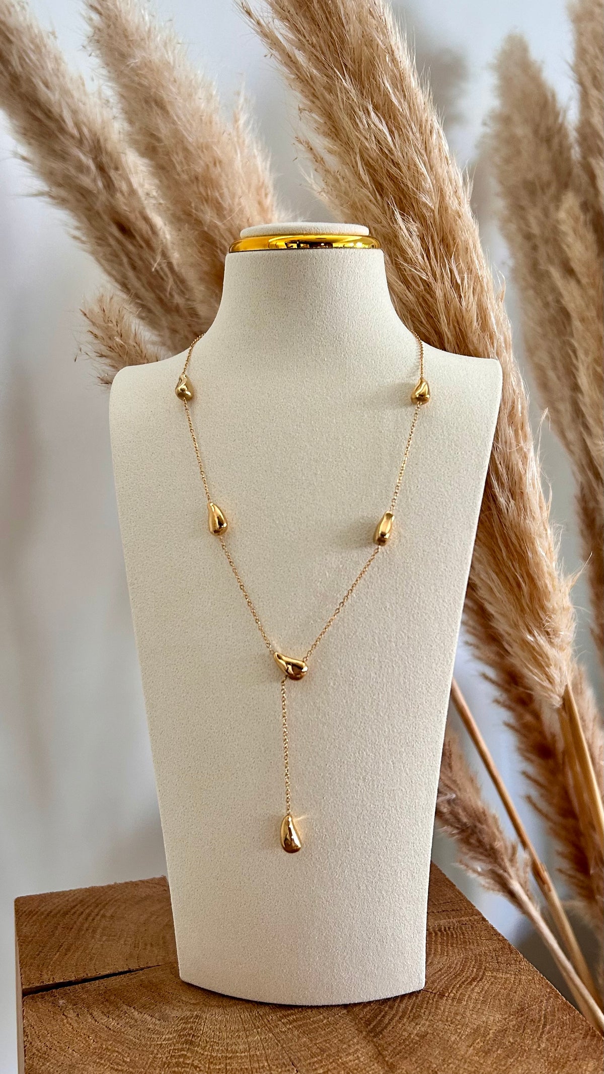 Collier Daina
