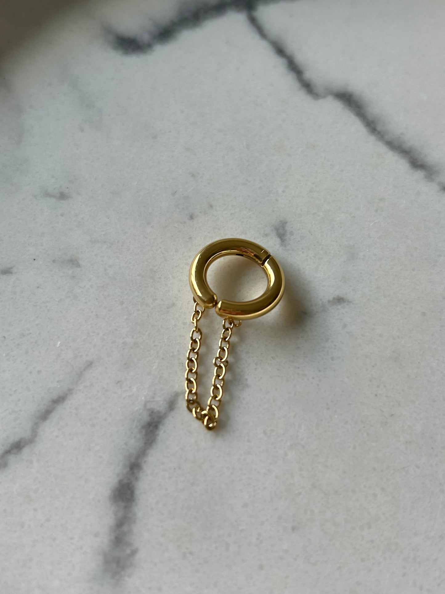 Earcuff