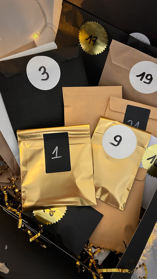 CALENDRIER DE L’AVENT 24 CASES